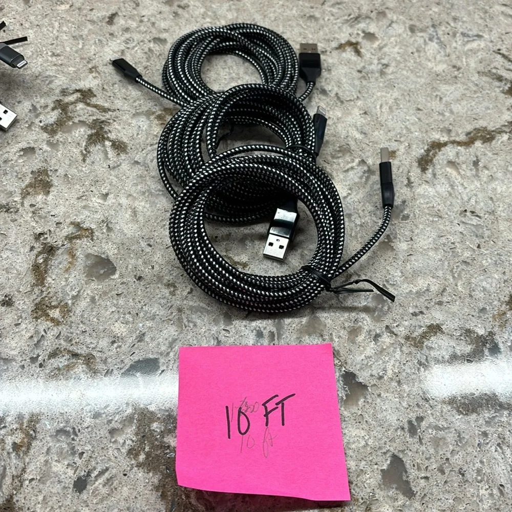 8 Apple comparable USB/Lightning charger cords